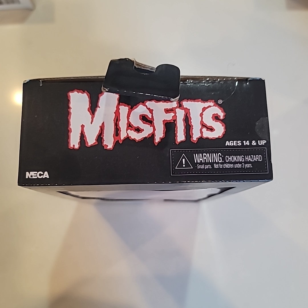 NECA Misfits Fiend Crimson Red Robe Clothed Retro Style 8" Action Figure SEALED