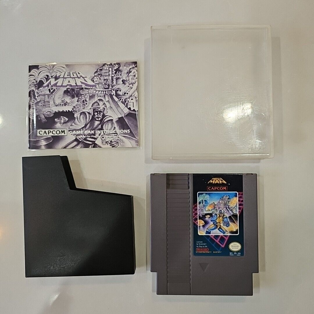 Capcom Mega Man NES Tested Working Included Manual And Case Plus SLEEVE